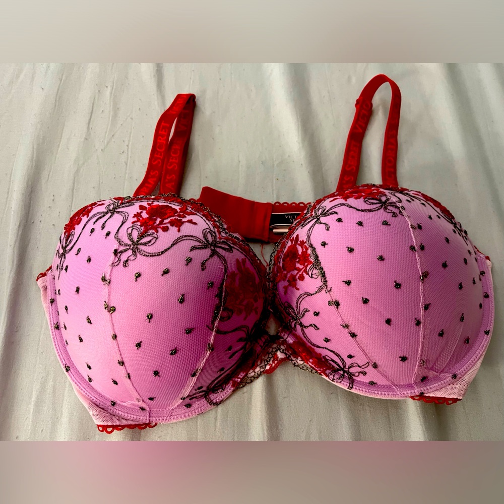 Victoria’s Secret Bra